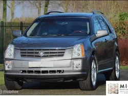 Grijs, metallic lak Gebruikt 2004 Cadillac SRX SUV | € 11.950