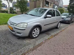 Zilver Gebruikt 2003 Opel Corsa Sport Hatchback | € 1.650 (Eerlijke prijs)