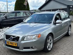 Grijs Gebruikt 2011 Volvo V70 Stationwagen | € 8.950 (Eerlijke prijs)