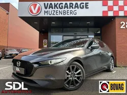 Grijs Gebruikt 2022 Mazda 3 Luxury Hatchback | € 23.945 (Goede deal)