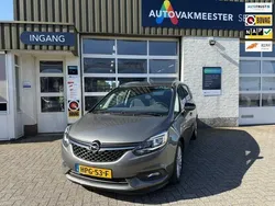 Grijs Gebruikt 2016 Opel Zafira Tourer Innovation MPV | € 15.995 (Iets duurder)