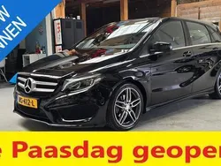 Zwart Gebruikt 2017 Mercedes B180 Business MPV | € 18.750 (Iets duurder)