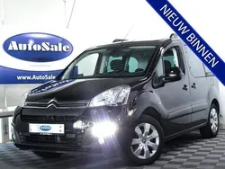 Zwart Gebruikt 2016 Citroën Berlingo Feel MPV | € 12.944 (Iets duurder)