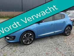 Blauw Gebruikt 2015 Renault Mégane III Bose Edition Hatchback | € 8.995 (Eerlijke prijs)