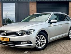 Grijs Gebruikt 2015 VW Passat Edition Stationwagen | € 9.250 (Eerlijke prijs)