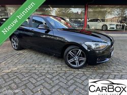Zwart Gebruikt 2012 BMW 116 Hatchback | € 7.975 (Eerlijke prijs)