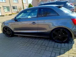 Grijs Gebruikt 2011 Audi A1 Hatchback | € 11.000 (Eerlijke prijs)