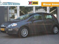 Grijs Gebruikt 2016 Fiat Punto Street Hatchback | € 7.950 (Duur)