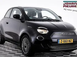 Zwart Gebruikt 2022 Fiat 500e Icon Hatchback | € 15.900 (Goede deal)