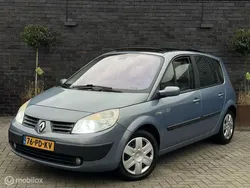 Blauw Gebruikt 2004 Renault Scénic II Luxe MPV | € 1.495 (Super prijs)