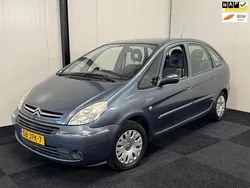 Grijs Gebruikt 2009 Citroën Xsara Picasso MPV | € 1.995 (Eerlijke prijs)
