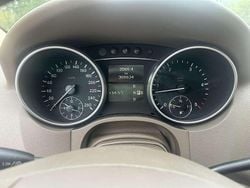 Zwart Gebruikt 2007 Mercedes ML280 SUV | € 5.500 (Goede deal)