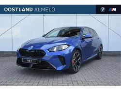 Blauw Nieuw 2025 BMW 120 M Sport Hatchback | € 53.941 (Eerlijke prijs)