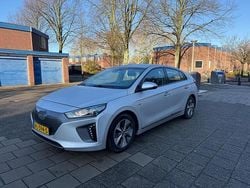 Grijs (metallic) Gebruikt 2018 Hyundai Ioniq Comfort Hatchback | € 8.600 (Eerlijke prijs)