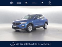 Blauw Gebruikt 2023 VW T-Roc Style SUV | € 22.990 (Goede deal)