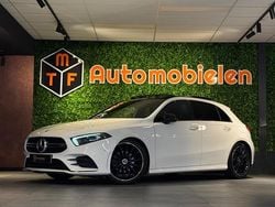 Wit Gebruikt 2019 Mercedes A180 AMG Hatchback | € 18.799 (Eerlijke prijs)
