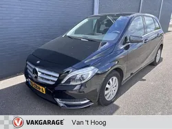 Zwart Gebruikt 2012 Mercedes B180 Ambition MPV | € 13.944 (Eerlijke prijs)