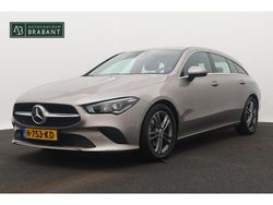 Grijs Gebruikt 2020 Mercedes CLA200 Business Stationwagen | € 20.945 (Super prijs)