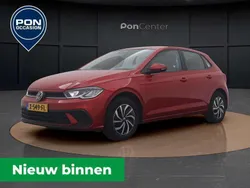 Rood Gebruikt 2023 VW Polo Business Hatchback | € 18.750 (Goede deal)
