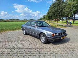 Zilver Gebruikt 1990 BMW 535 Sedan | € 8.990