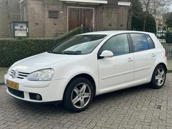 Wit Gebruikt 2008 VW Golf VI Trendline Hatchback | € 2.950 (Eerlijke prijs)