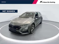 Grijs Gebruikt 2024 Skoda Octavia RS Stationwagen | € 39.440 (Super prijs)