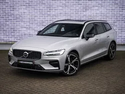 Grijs Gebruikt 2023 Volvo V60 Plus Stationwagen | € 38.899 (Eerlijke prijs)