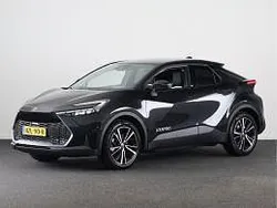 Zwart Gebruikt 2025 Toyota C-HR Executive SUV | € 46.945 (Duur)