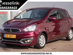 Rood, metallic lak Gebruikt 2016 Mitsubishi Space Star Intense Hatchback | € 11.450 (Eerlijke prijs)