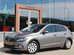 Grijs Gebruikt 2021 VW Polo Comfortline Hatchback | € 16.950 (Eerlijke prijs)