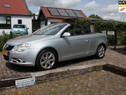 Grijs Gebruikt 2006 VW Eos Cabriolet | € 6.250 (Eerlijke prijs)
