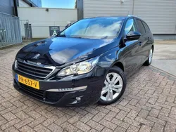 Zwart, metallic lak Gebruikt 2017 Peugeot 308 Stationwagen | € 5.900 (Eerlijke prijs)