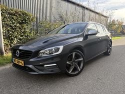 Grijs Gebruikt 2016 Volvo V60 R-Design Stationwagen | € 16.450 (Eerlijke prijs)
