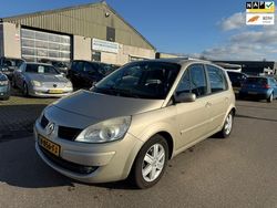 Grijs Gebruikt 2008 Renault Scénic II Basis MPV | € 1.750 (Eerlijke prijs)