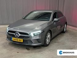 Grijs Gebruikt 2020 Mercedes A180 Luxury Hatchback | € 25.845 (Goede deal)