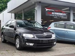 Zwart Gebruikt 2014 Skoda Octavia Sport Hatchback | € 5.999 (Eerlijke prijs)
