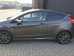 Grijs Gebruikt 2017 Ford Fiesta ST-Line Hatchback | € 8.500 (Goede deal)