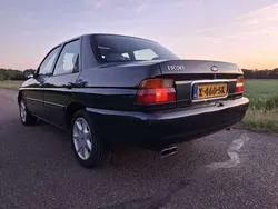 Groen Gebruikt 1997 Ford Escort Ghia Sedan | € 2.998