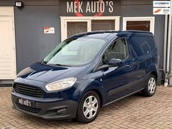 Blauw Gebruikt 2017 Ford Transit Trend Van | € 6.544 (Goede deal)
