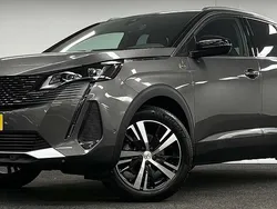 Grijs Gebruikt 2023 Peugeot 3008 GT SUV | € 28.995 (Eerlijke prijs)