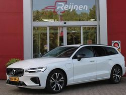Wit Gebruikt 2021 Volvo V60 R-Design Stationwagen | € 32.995 (Super prijs)