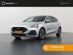 Grijs Gebruikt 2022 Ford Focus ST-Line Hatchback | € 29.935 (Duur)
