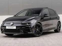 Zwart Gebruikt 2022 VW Golf VIII R Hatchback | € 48.950 (Iets duurder)