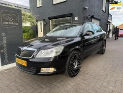 Zwart Gebruikt 2012 Skoda Octavia Ambition Hatchback | € 3.800 (Goede deal)