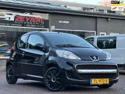 Zwart Gebruikt 2010 Peugeot 107 Hatchback | € 2.399 (Eerlijke prijs)