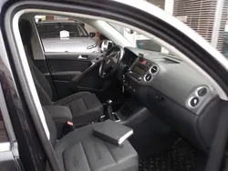 Zwart, metallic lak Gebruikt 2009 VW Tiguan Sport SUV | € 7.995 (Goede deal)