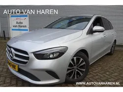 Grijs Gebruikt 2020 Mercedes B180 Business MPV | € 25.950 (Eerlijke prijs)