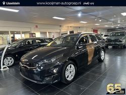 Zwart, metallic lak Nieuw 2025 Kia Ceed Sportswagon Stationwagen | € 34.850 (Eerlijke prijs)