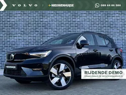 Zwart, metallic lak Gebruikt 2025 Volvo EX40 Core SUV | € 41.899