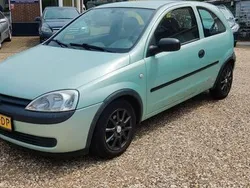 Groen Gebruikt 2001 Opel Corsa Hatchback | € 1.250 (Eerlijke prijs)